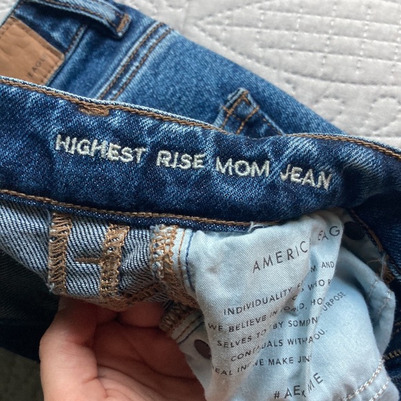 High rise AE jeans - Picture 3 of 8